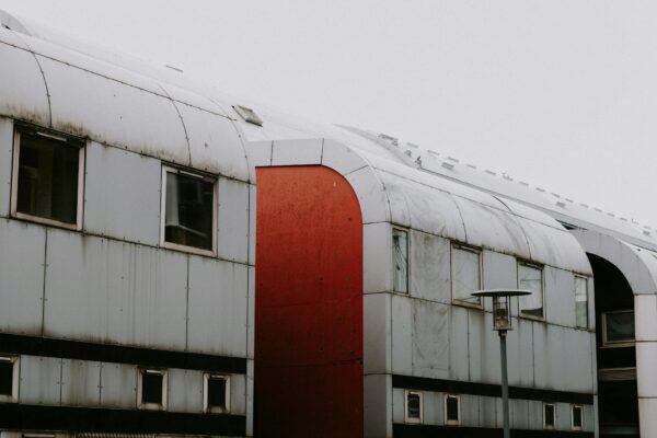 Kerosin Knappheit Europa 2026: Preis verdoppelt, Flüge gestrichen