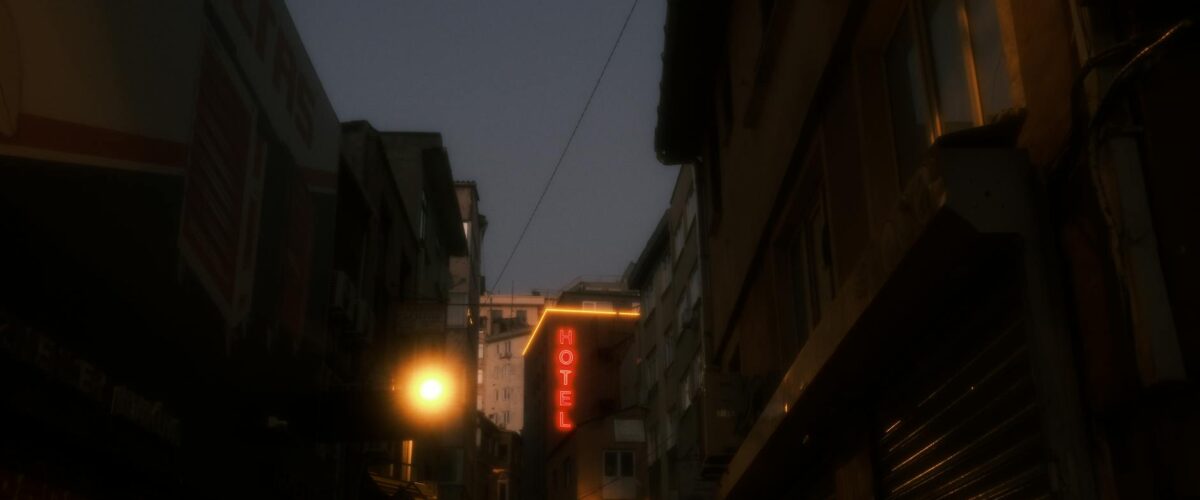 Serdar Karibik Berlin 2026: Ausverkaufter Admiralspalast & Comedy-Analyse