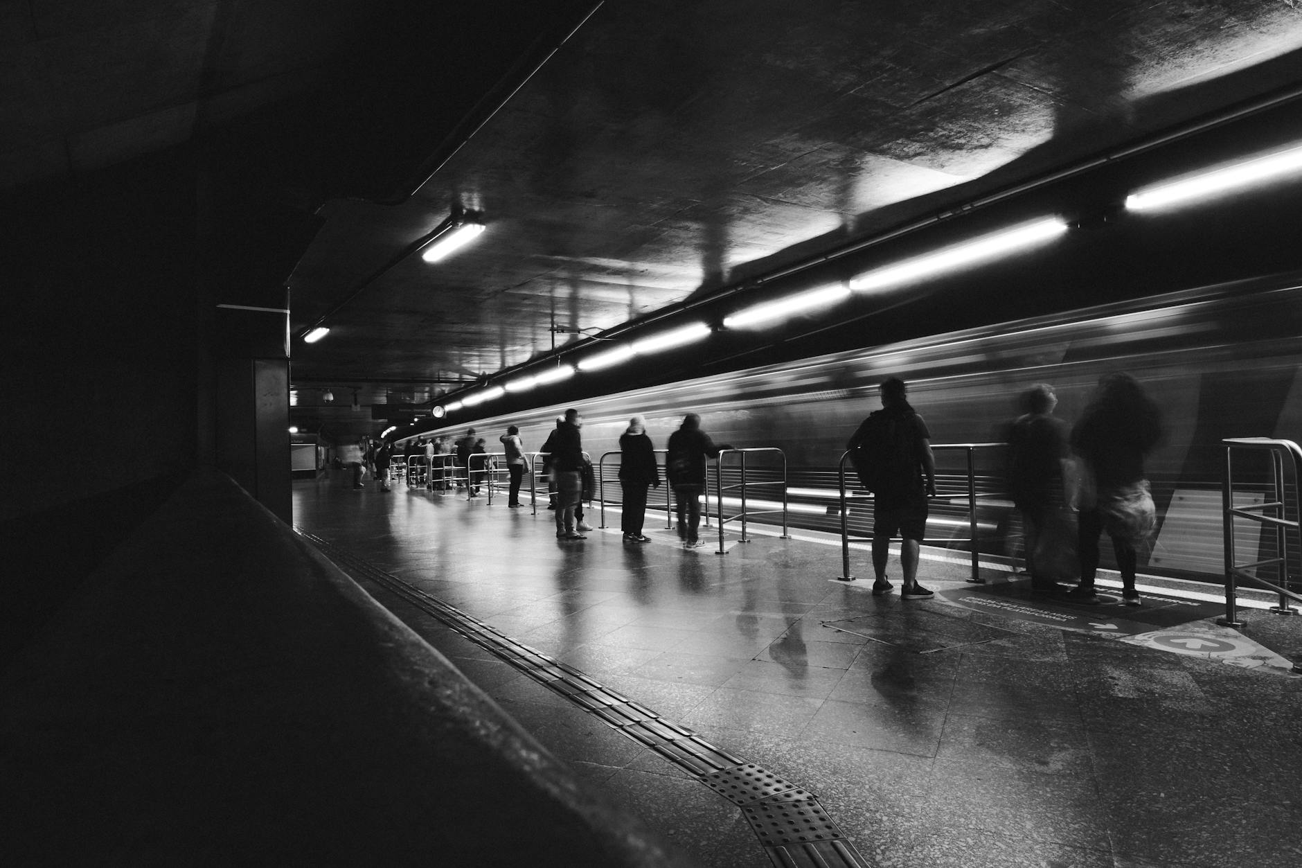 S-Bahn Berlin Störung Heute Hackescher Markt: Fünf Linien betroffen (Analyse)