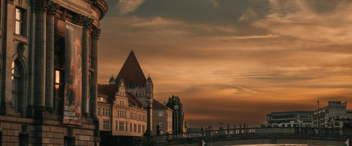 Reichstag Berlin besuchen 2026: Anmeldung, Termine & Insider-Tipps