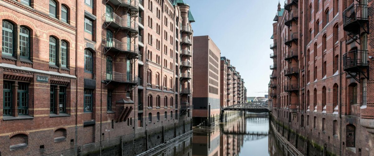 Großeinsatz Hamburg Schule: SEK überwältigt Bewaffneten – alle Fakten