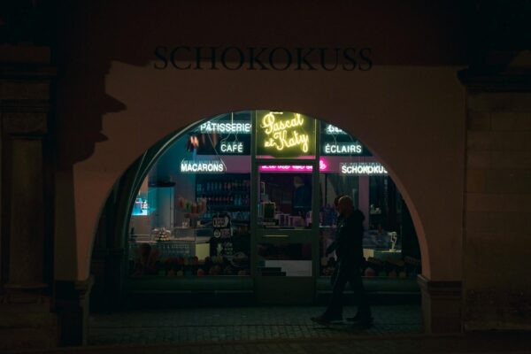 Ostergeschäft Berlin Einzelhandel 2026: 6,5 % Minus & Lindt-Krise