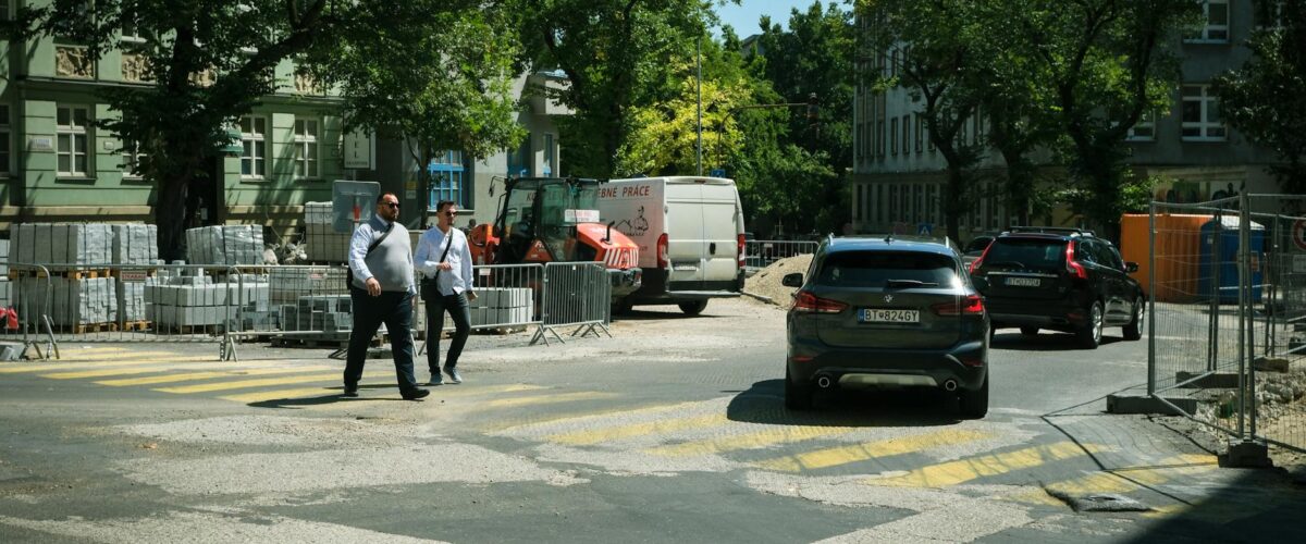 Mietprobleme Berlin Pankow: Wenn der Aufzug zum Symbol wird