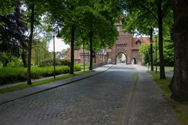 Schwanenwerder Villen Verfall Berlin 2026: Warum die Luxusinsel verkommt