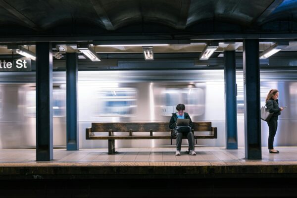 S-Bahn Schöneweide Störung: 7 Linien fallen aus (Analyse)