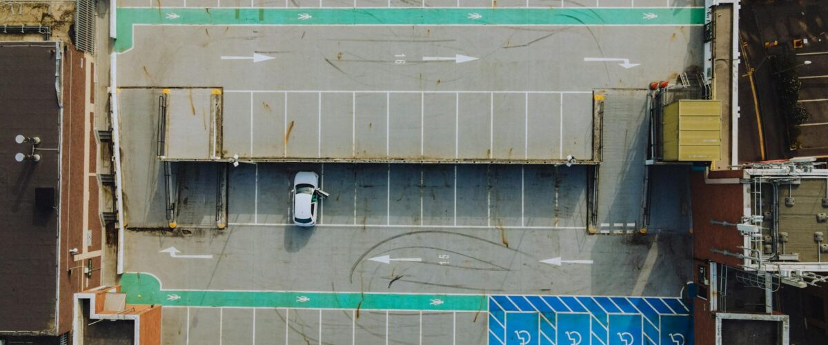 Parken Berlin Mitte Kosten 2026: Tarife, Zonen & Spartipps