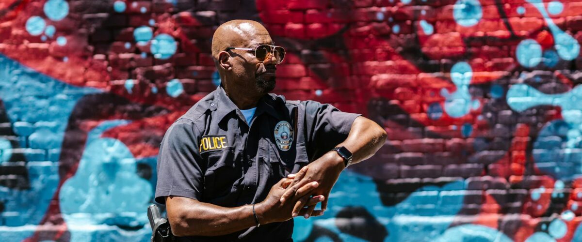 Polizeigehalt Berlin 2026 Netto: 3.860 € Durchschnitt – alle Tarife & Zulagen