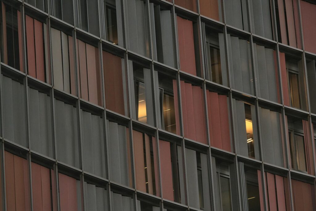 Die Fassade eines Berliner Finanzamts, der zust&auml;ndigen Beh&ouml;rde f&uuml;r die Erhebung der Hundesteuer.