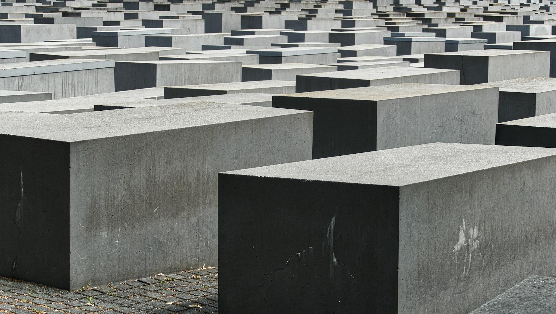 Holocaust-Gedenktag 2027 &ndash; Holocaust-Gedenktag 2027: Was im Bundestag und in Berlin geplant ist