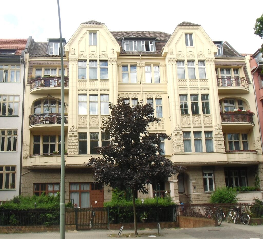 Am Treptower Park &mdash; Geschichte und Ursprung
