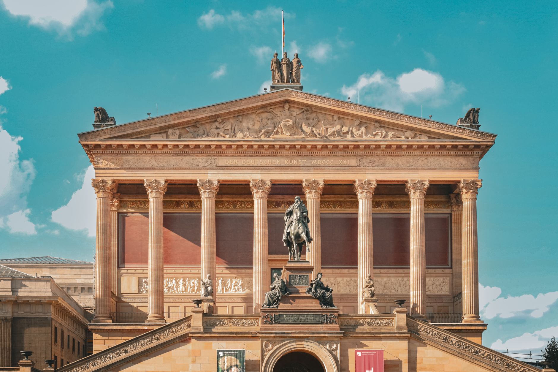 Best HD Pictures about  Coole Museen Berlin  with No AI Images