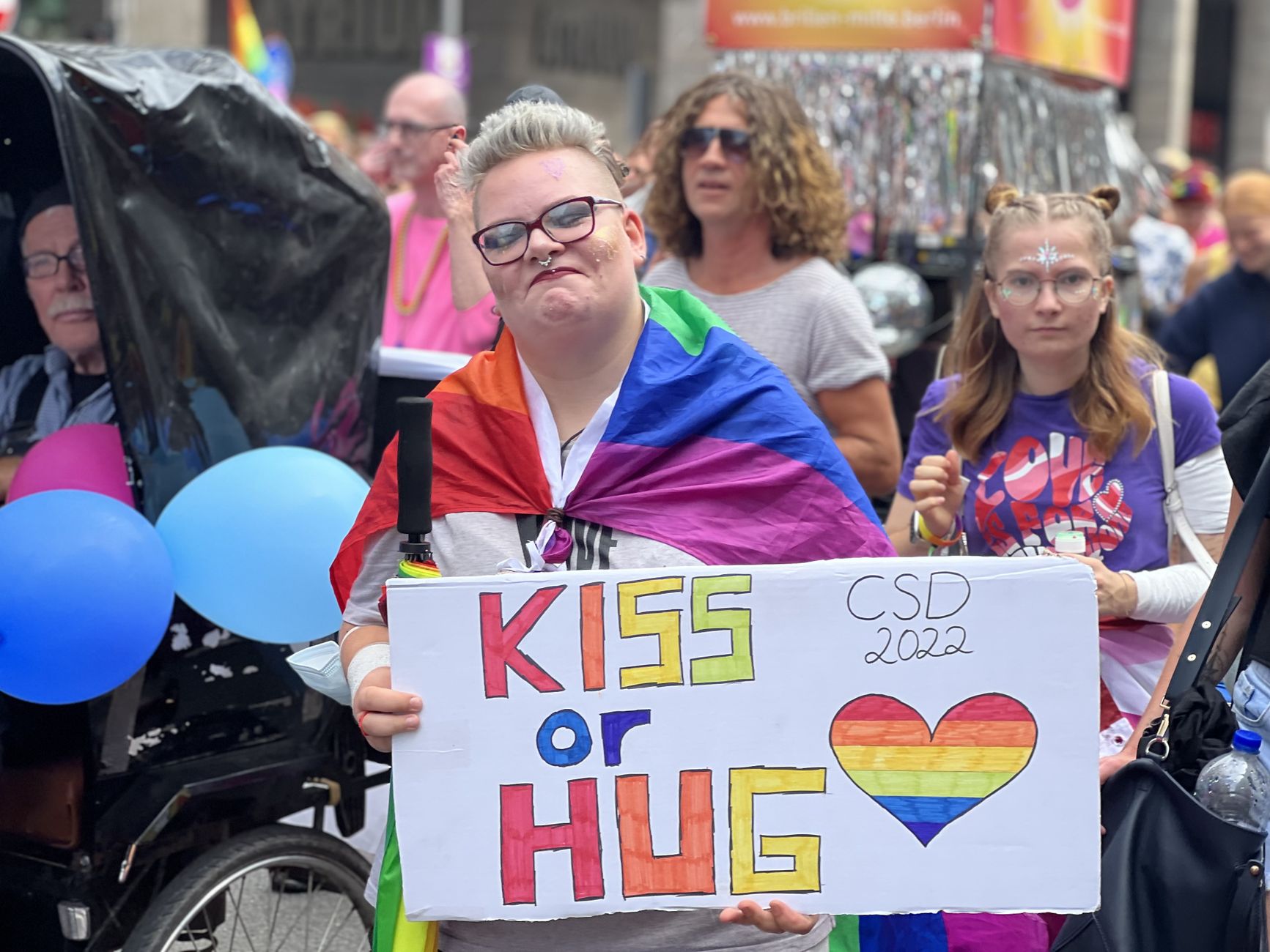CSD Berlin 2026: Regenbogenfahnen bei der Pride-Parade (Symbolbild)