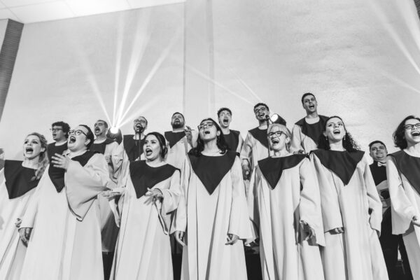 125StundenChor Weltrekordversuch in Berlin (Symbolbild): Chor auf der Bühne