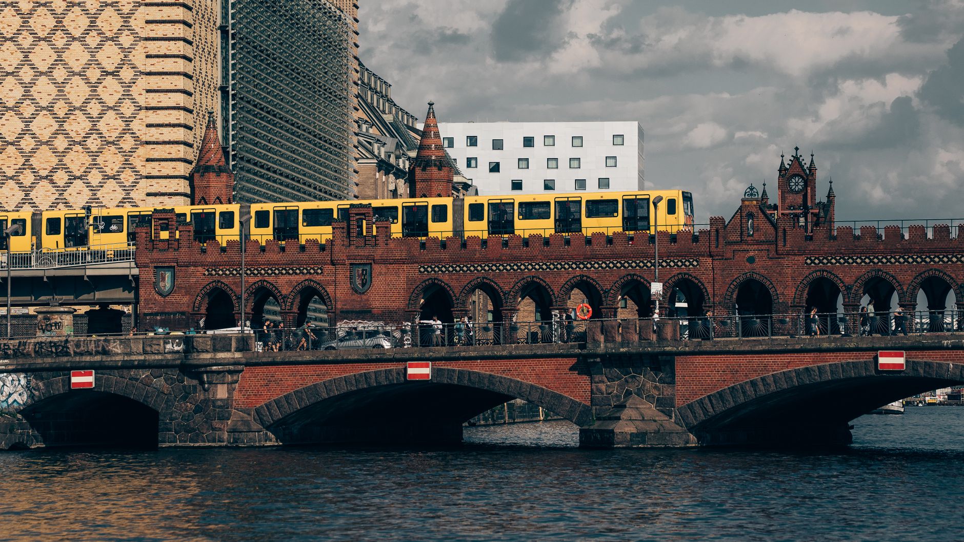 Berlin Transfer Bridge – Berlin Transfer Bridge: Das steckt dahinter