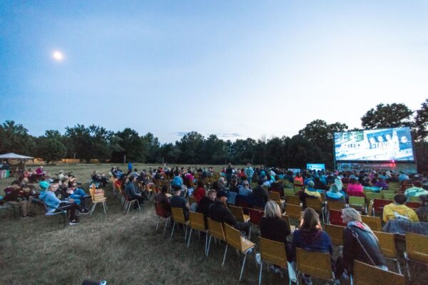 Freiluftkino Spandau: Open-Air-Kinosommer im Hof der Altstadtbücherei startet am 19. Juni 2026
