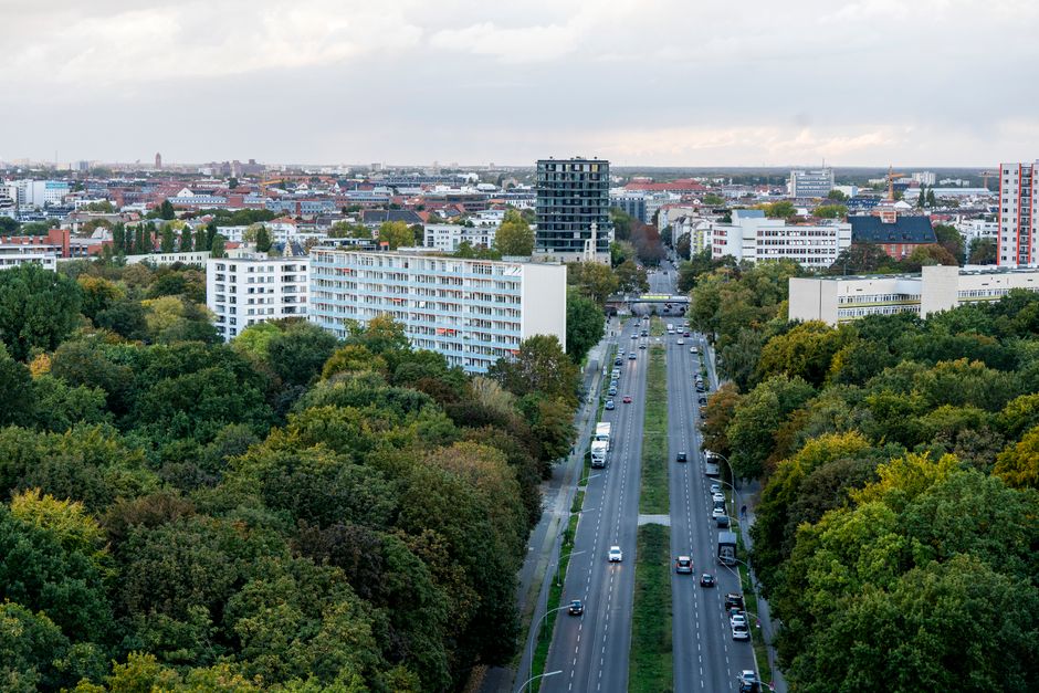 Tokio und Berlin: ÖPNV-Vergleich zeigt große Unterschiede – BerlinEcho Tokio Berlin ÖPNV Vergleich Berlin News